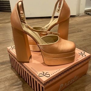 Pazzle platform satin heels